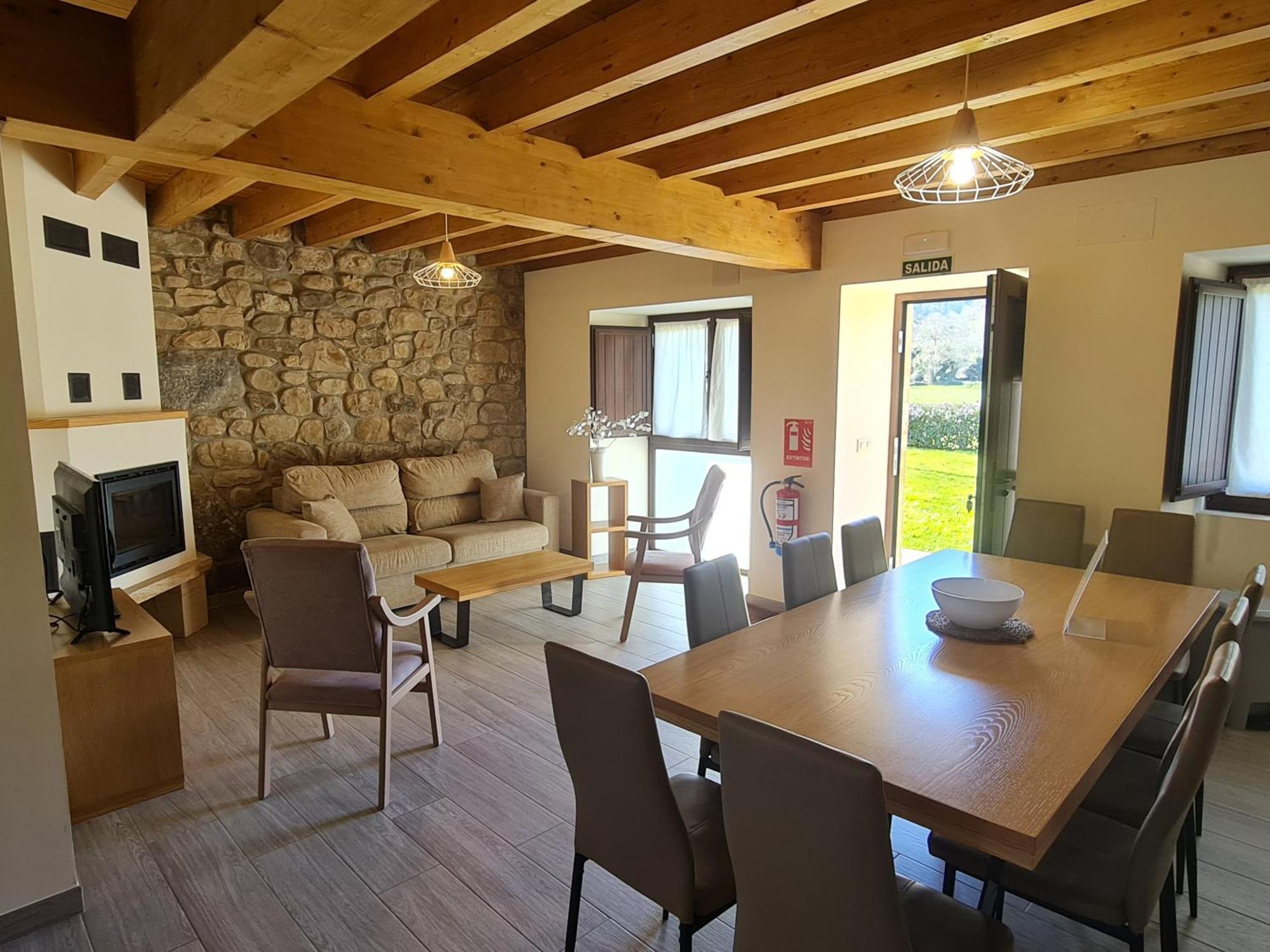Complejo Rural El Cerradon Guest House Alceda Exterior foto